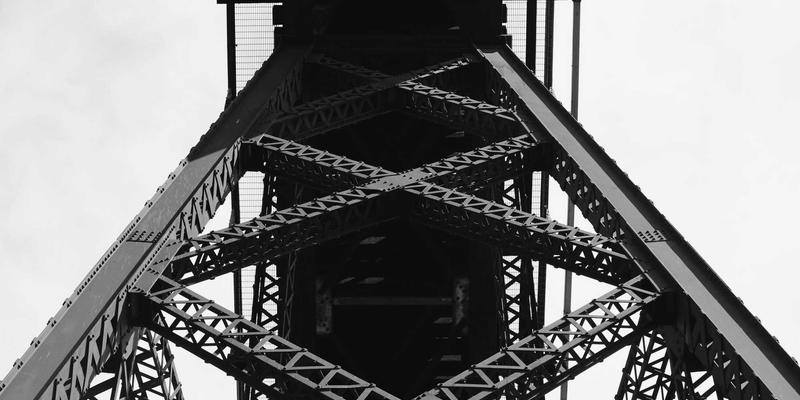 复古工业风潮下，如何选择LM激光切割机的功率与型号？